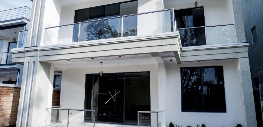 The Serene Pavilion Executive Masterpiece in Kibagabaga